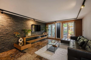 Deluxe 2-Bed Apartment with 24 Hour Security & Private Terrace